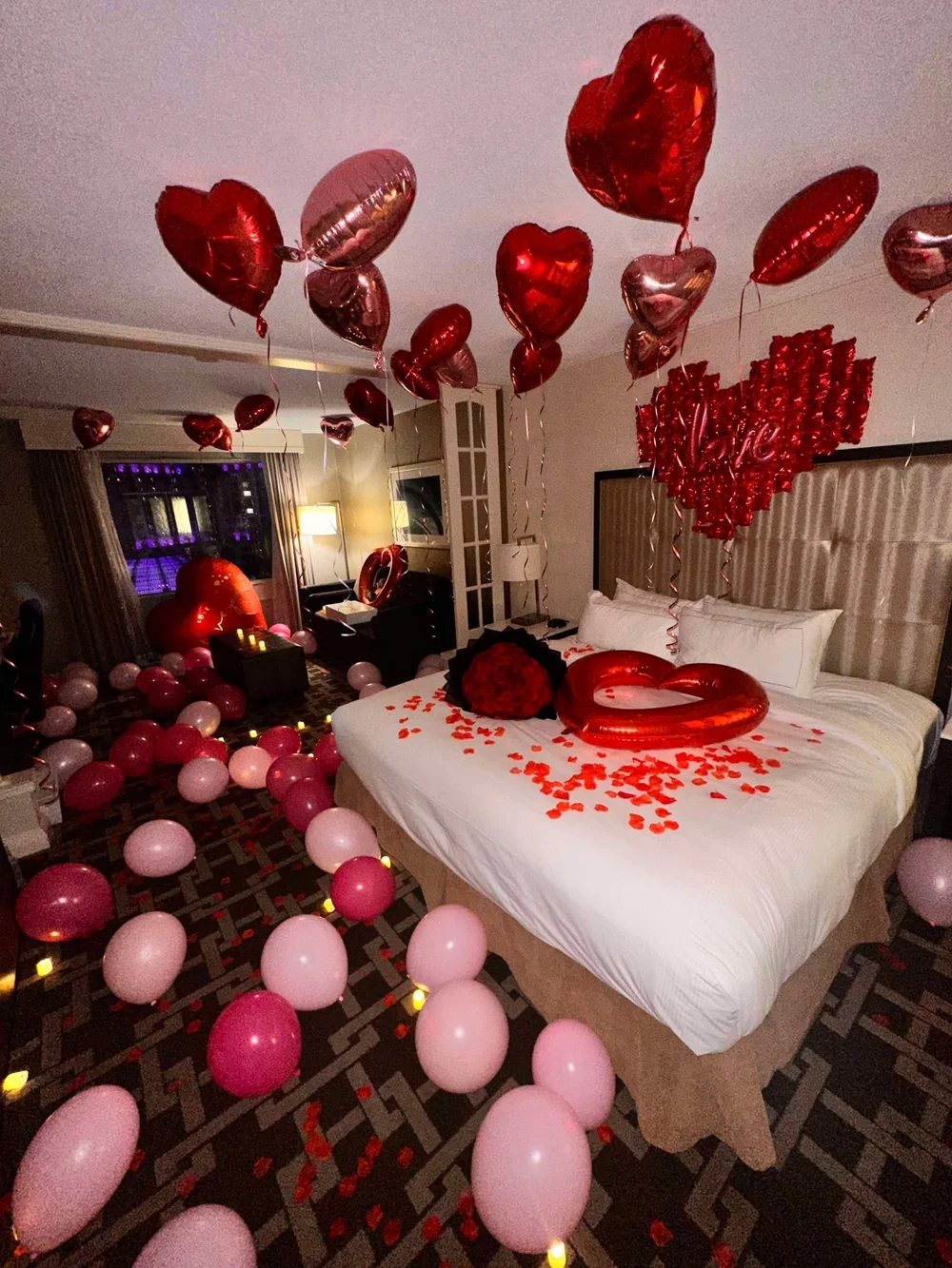 Valentines Hotel Decor